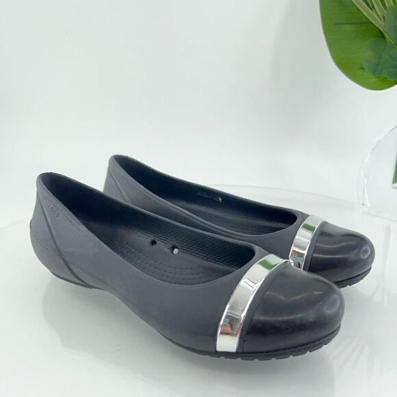 CROCS Women's Cap Toe Ballet Flats Size 6 Black Rubber Slip On Rubber Light Shoe - Picture 1 of 12